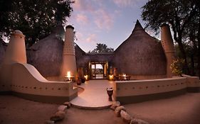 Hoyo Hoyo Safari Lodge